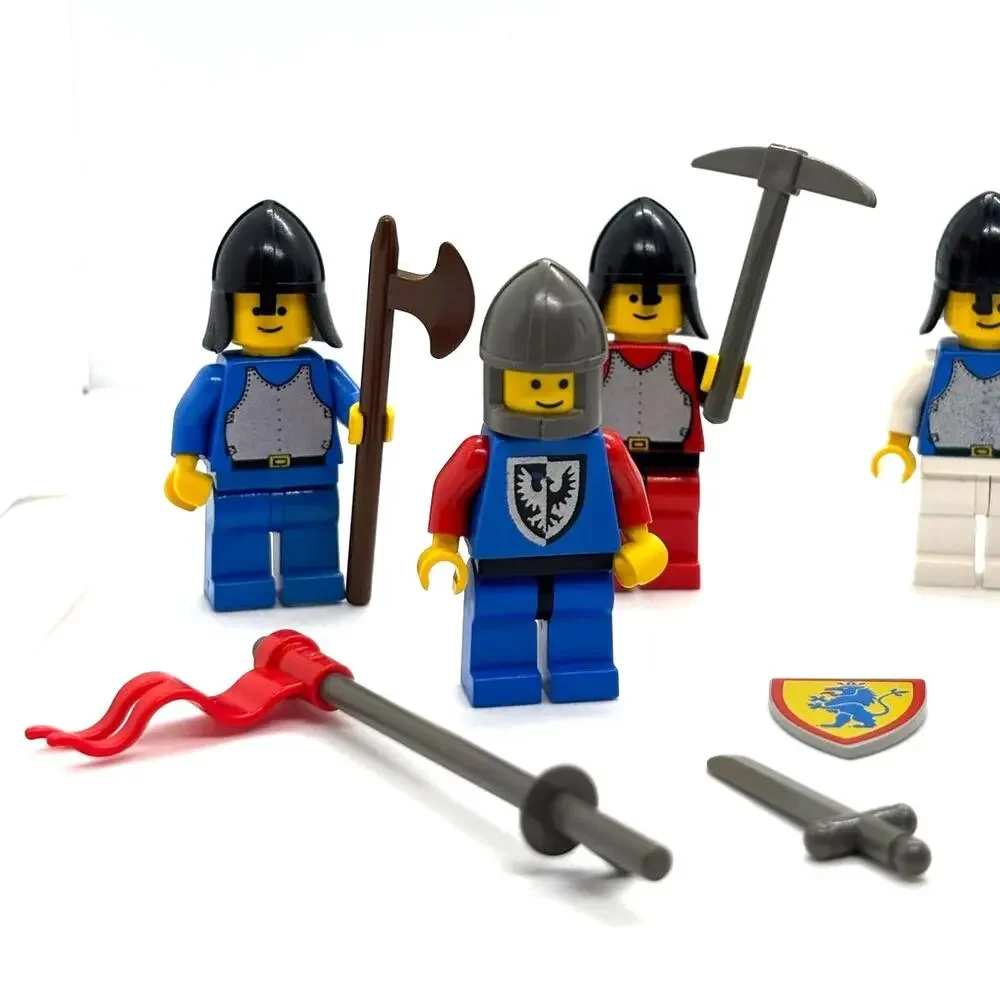 Vintage LEGO 6 Castle Minifigures & Weapons, Helmets, Flags, Shield